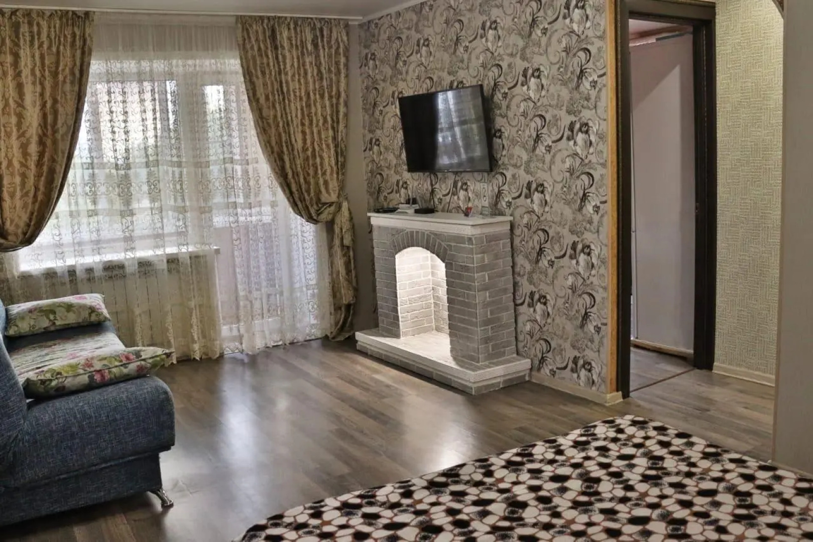 Апартаменты Уютные на улице Коммунаров