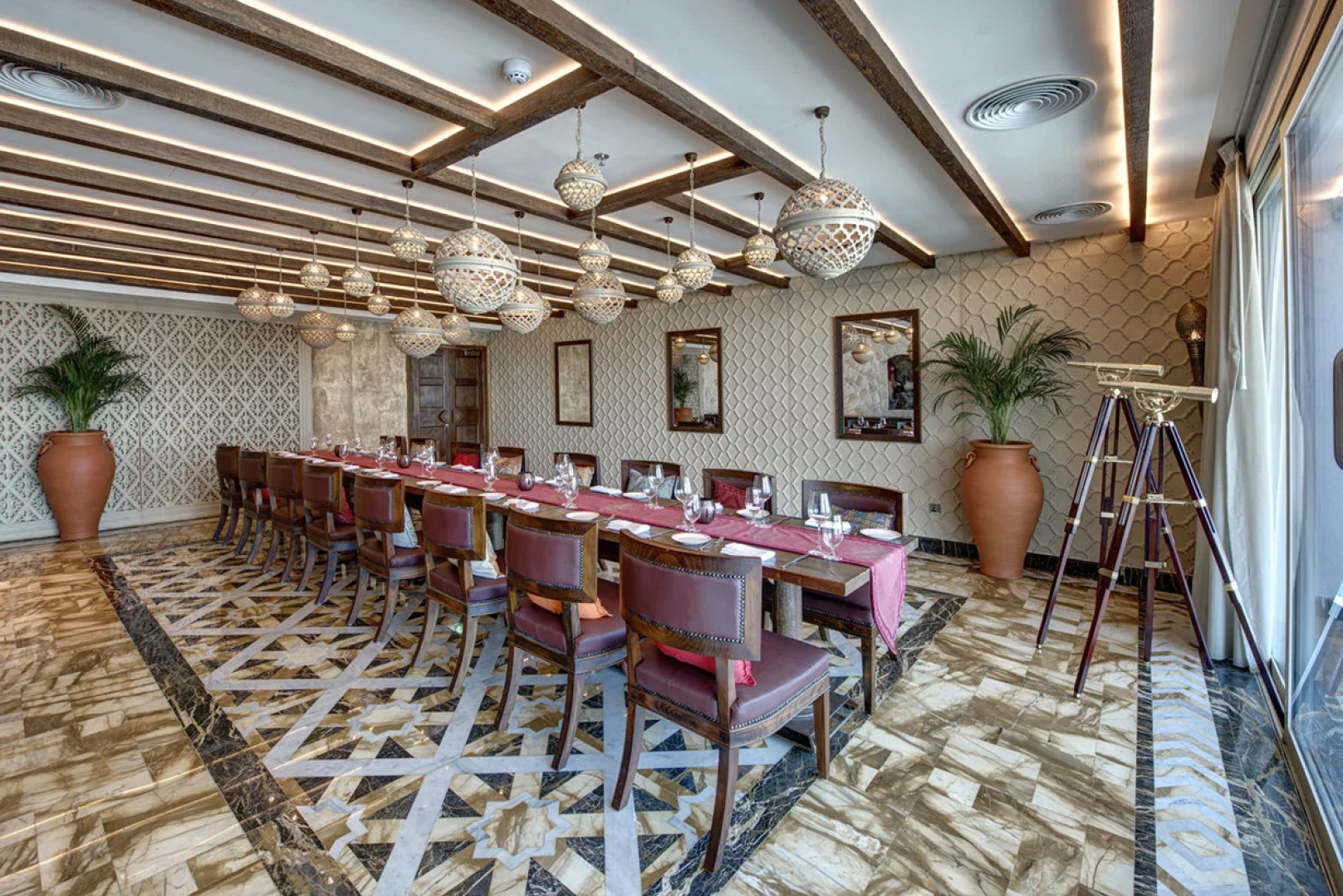 Отель Dukes The Palm Dubai