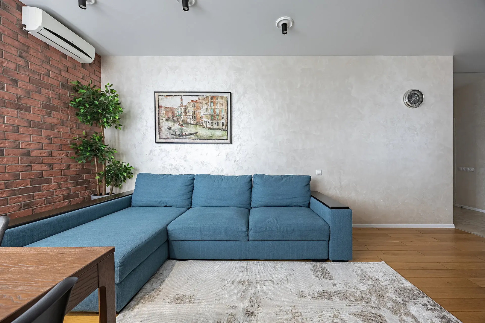 Апартаменты Gray Studio