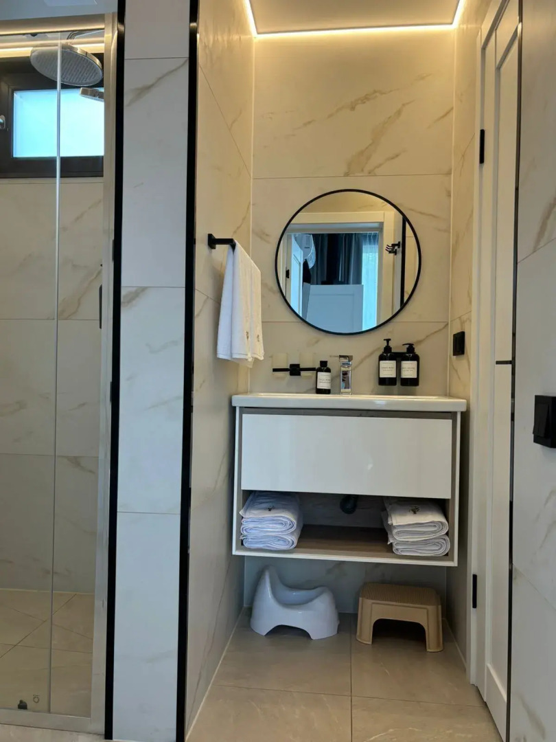 Частный дом у реки с сауной и чаном