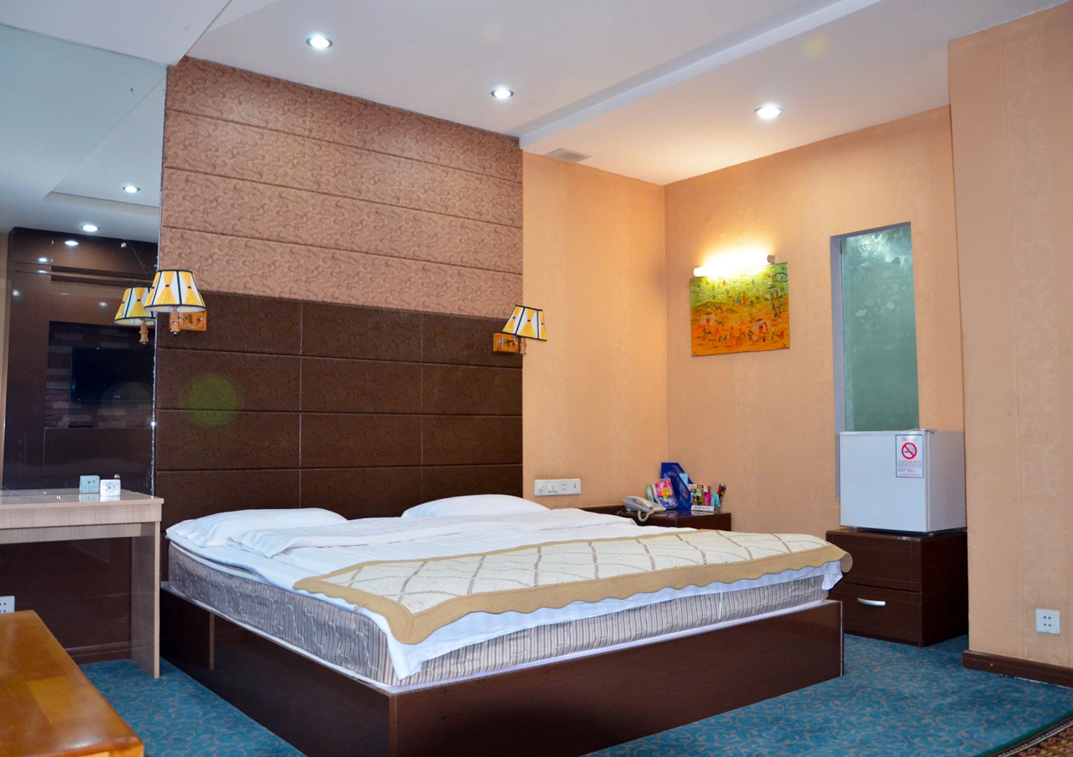 Отель 50100 Hotel & Restaurant