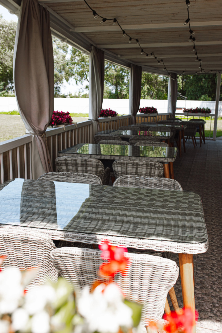 Отель Веряжский