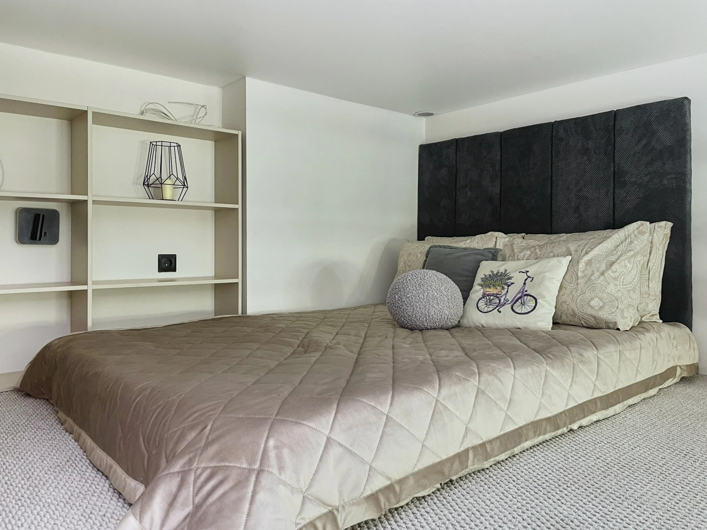 Апартаменты Двухуровневая Студия от FolkFort