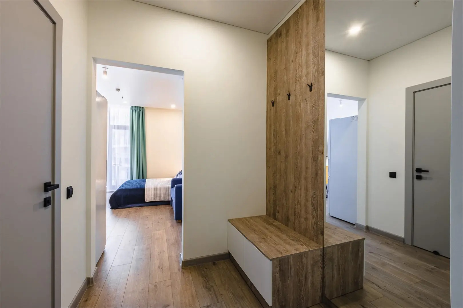 Апартаменты Крымский Рей Студия Sunny Day боковой вид на море