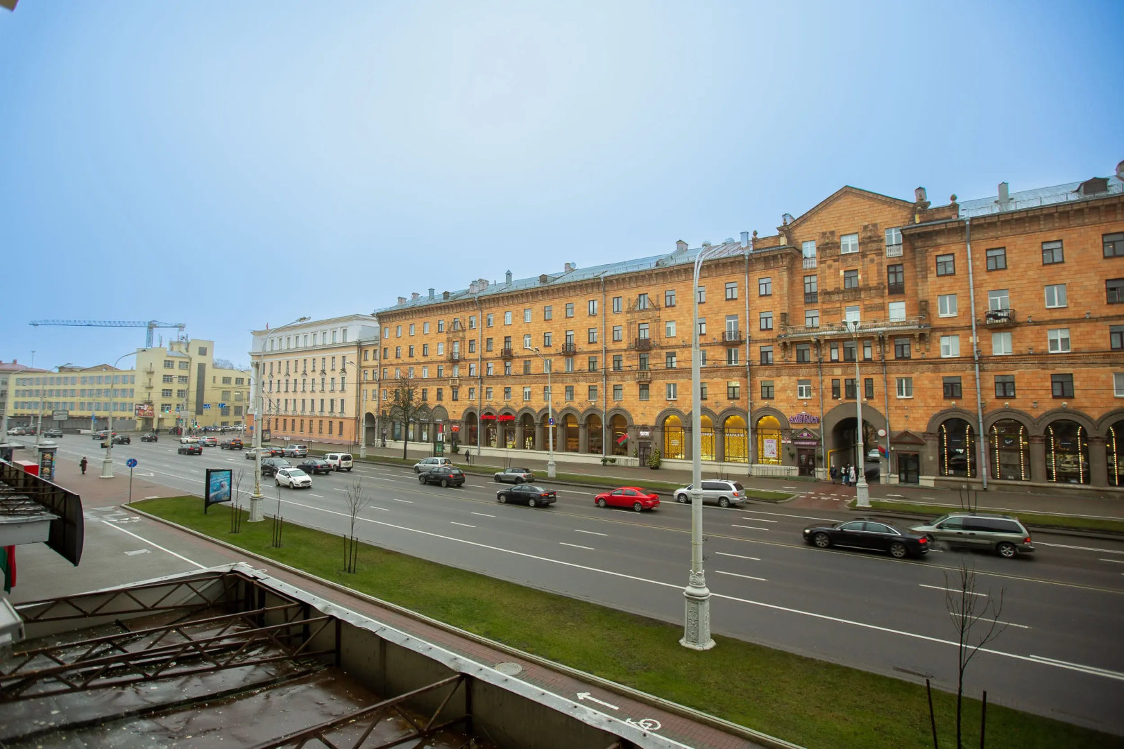 Апартаменты Ladgorna на Независимости 74
