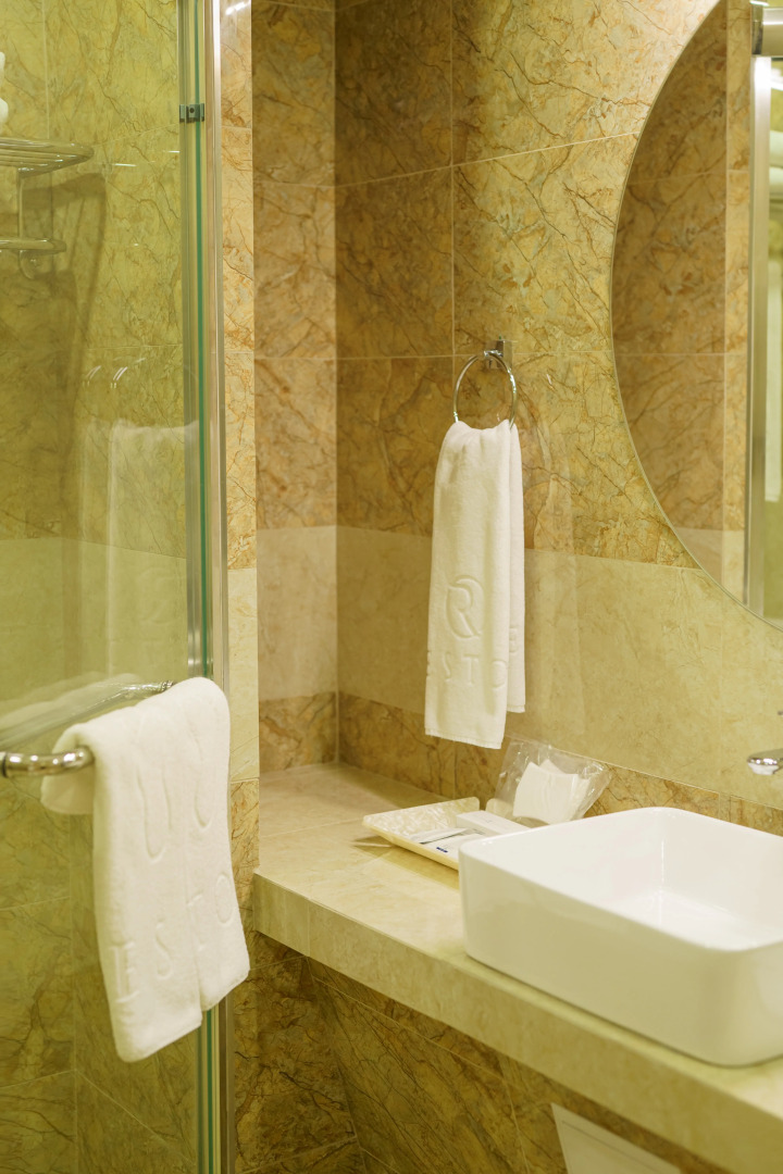 Отель Reston Hotel&Spa