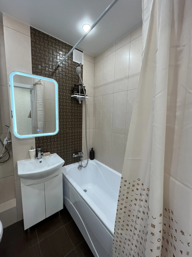 Квартира Уютная Напротив Железнодорожного Вокзала