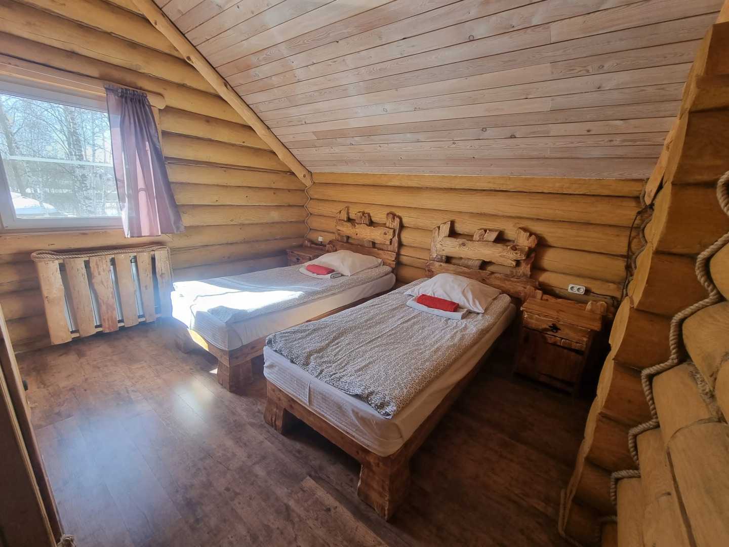 Частный дом Подмосковный Домик с 4 спальнями Люкс