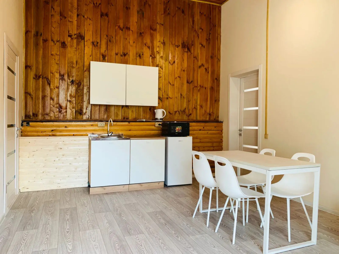 Отель Евразия