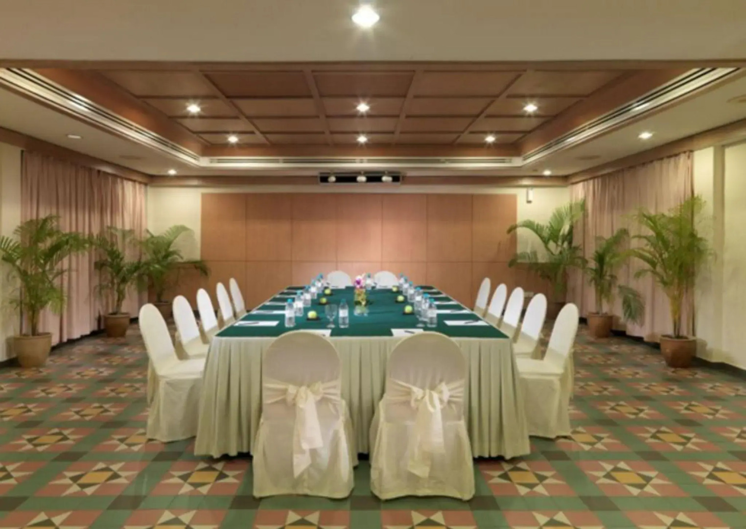 Курортный отель Holiday Villa Resort & Beachclub Langkawi