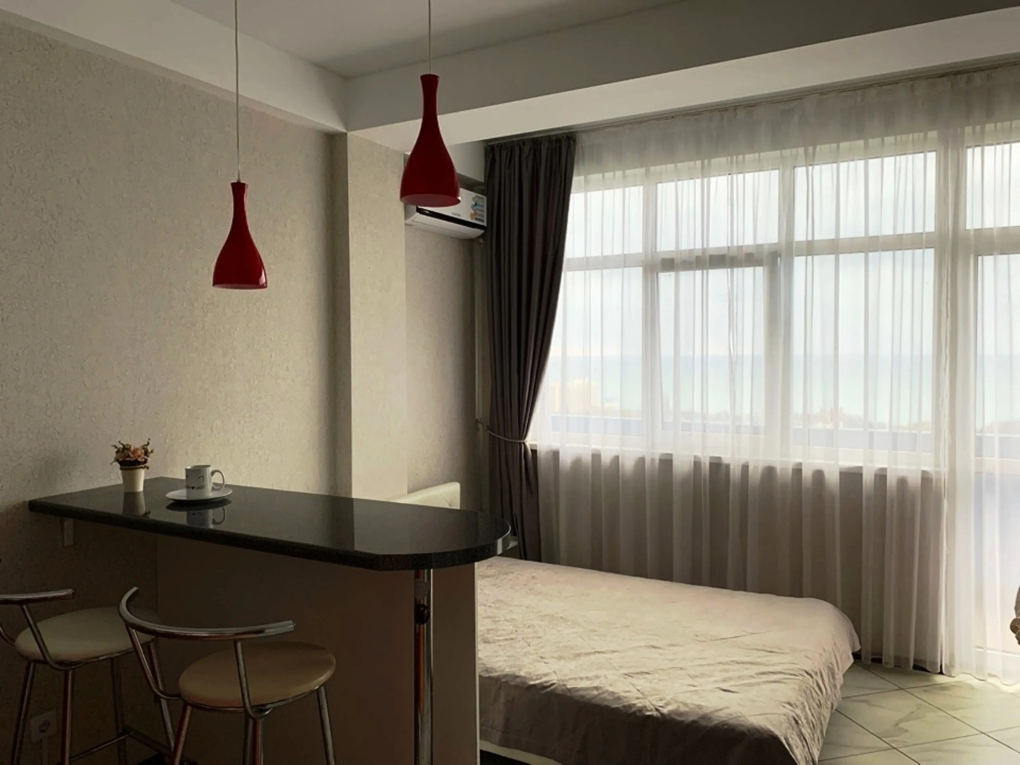 Апартаменты с Балконом и Шикарным Видом на Море