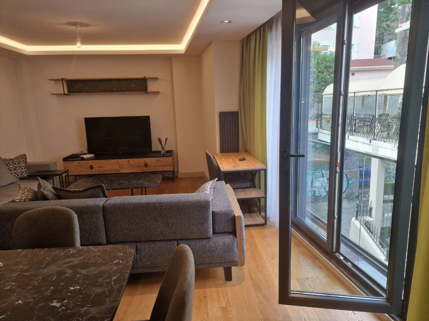 Апартаменты Cihangir 212