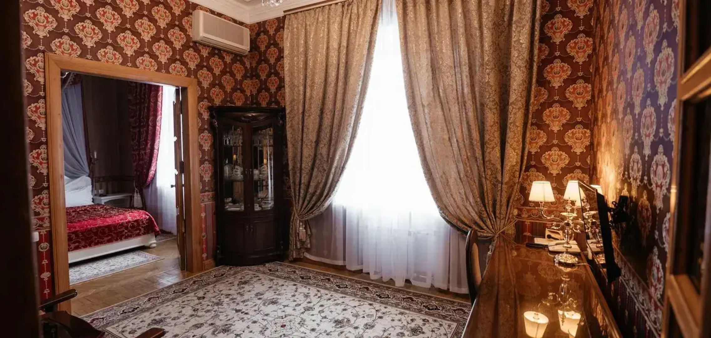 Отель Интурист