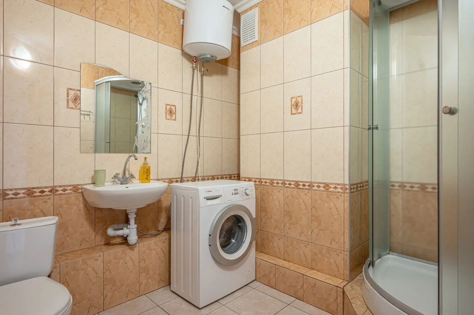 Апартаменты на Орджоникидзе 16