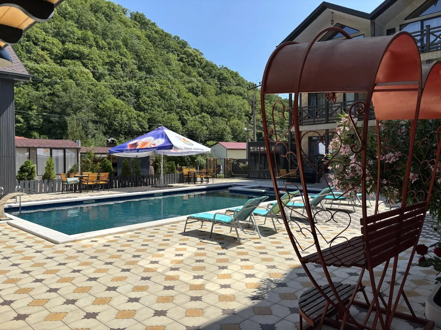 Гостевой дом Golden House