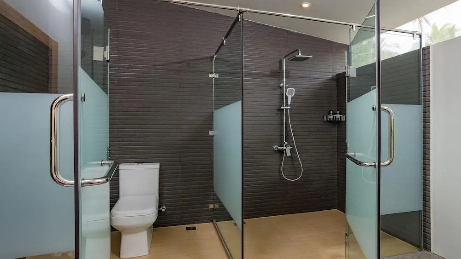 Курортный Отель Fiyavalhu Resort Maldives