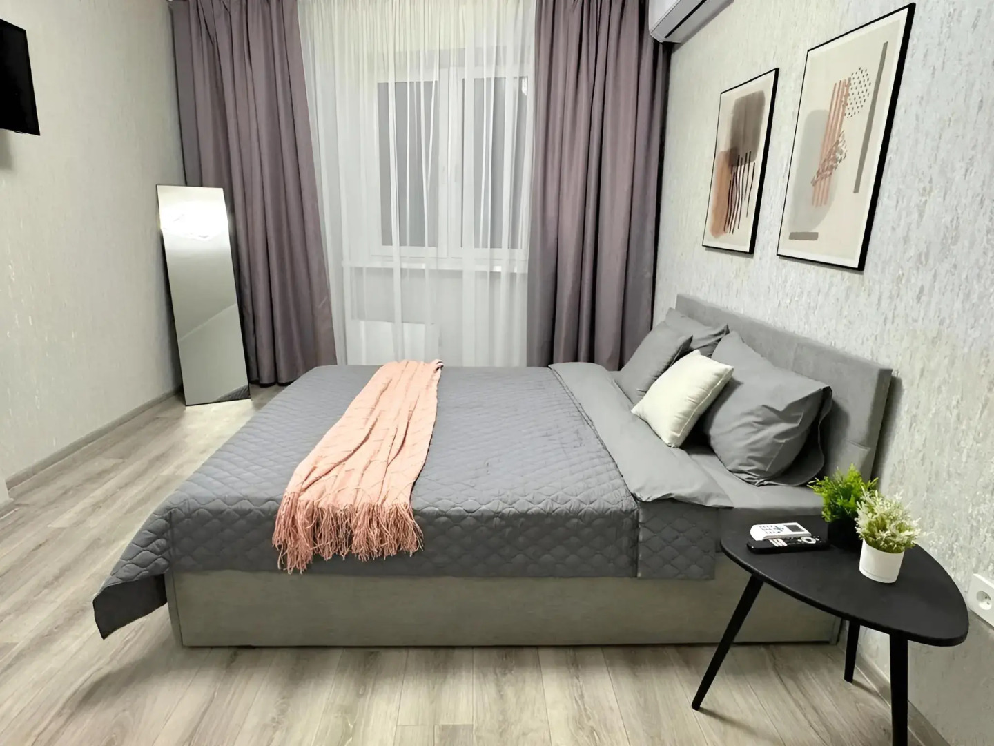 Квартира Уютная от ProКвартиры у Метро рядом с Центром на Декабристов 89В