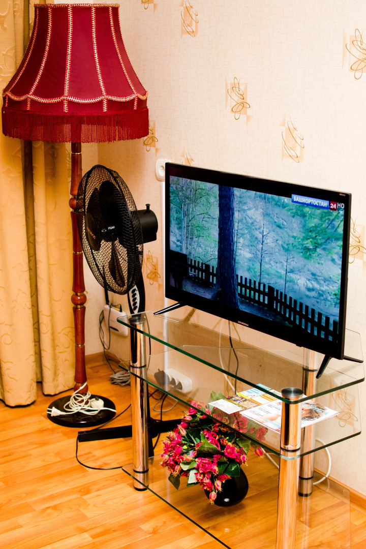 Апартаменты Квартирный Вопрос на Худайбердина 126