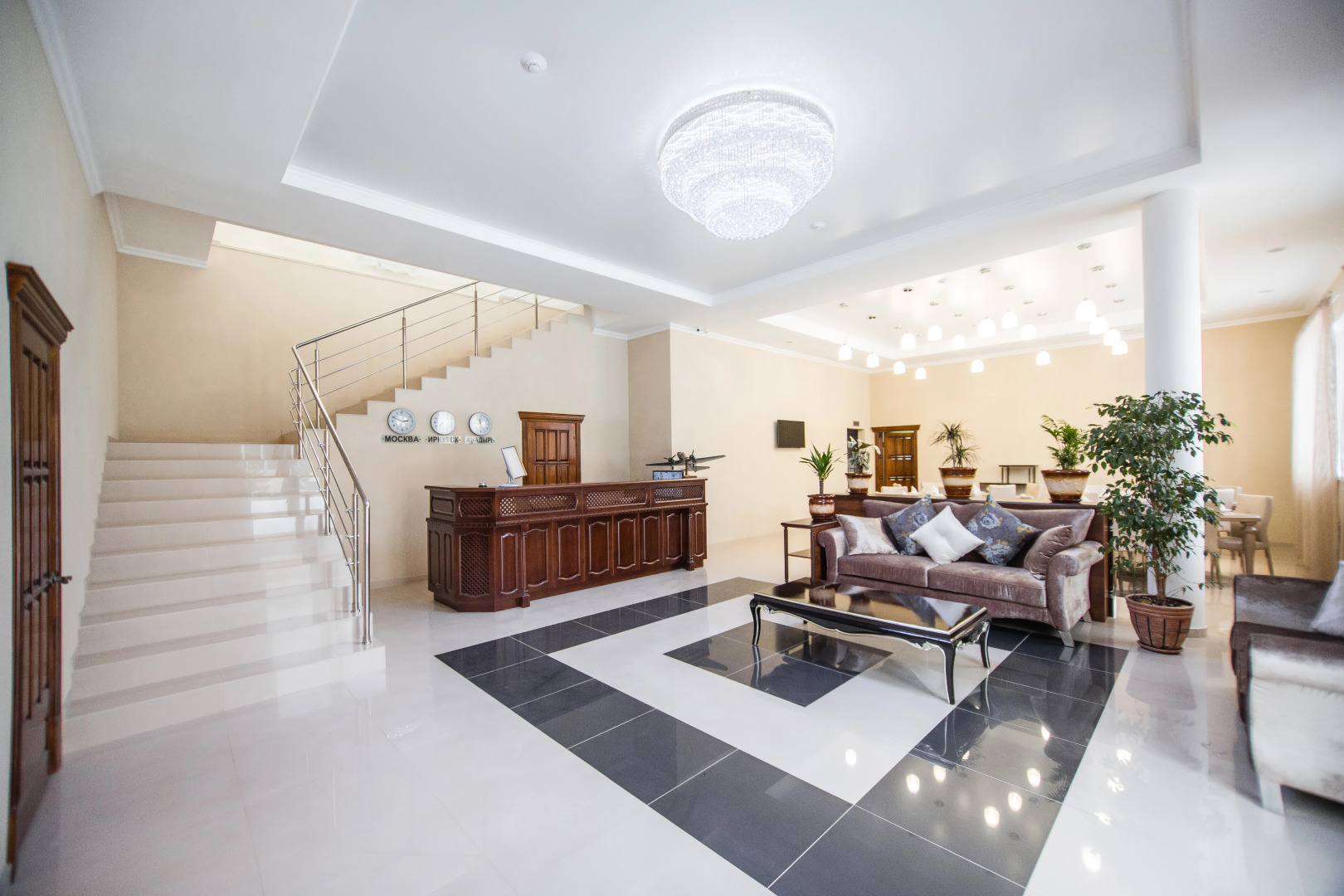 Отель Авиатор