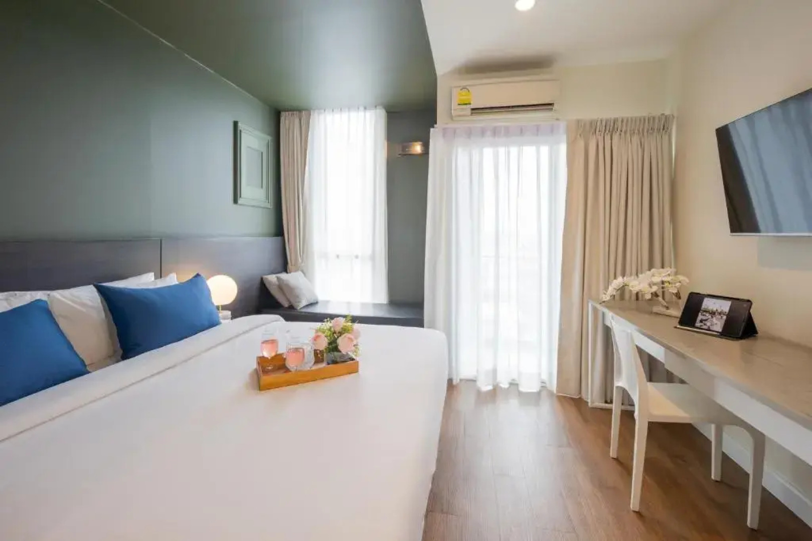 Отель Blue Hippo Hotel