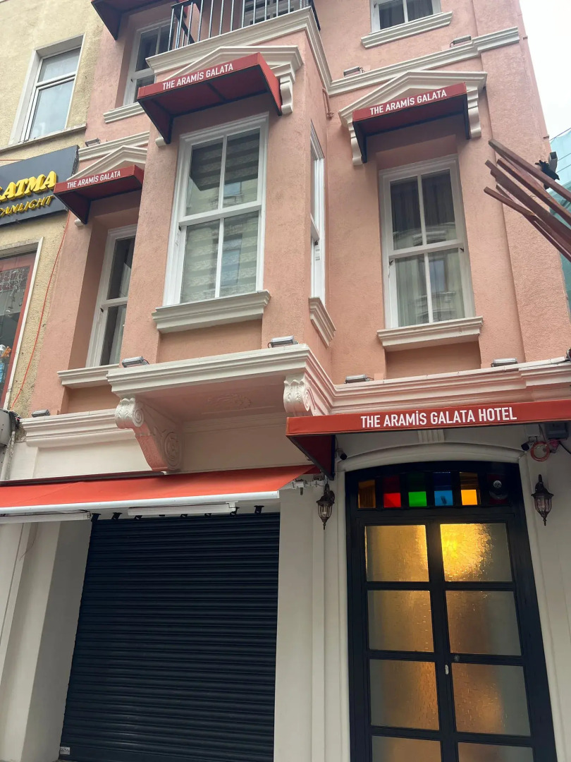 Отель The Galata Aramis