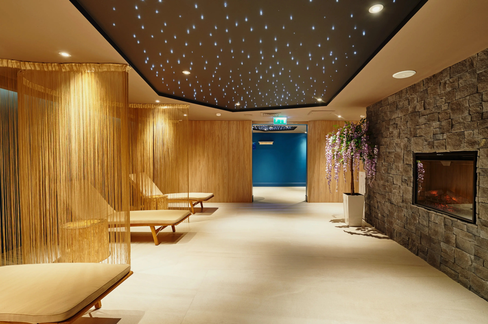 Отель Novotel Красноярск Центр