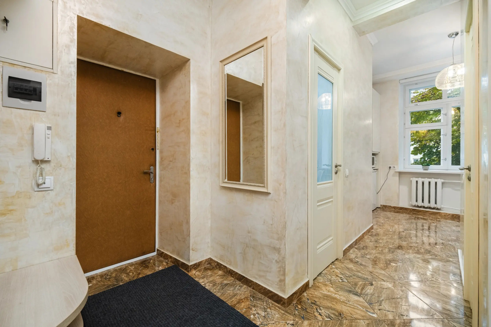 Апартаменты у метро Институт Культуры