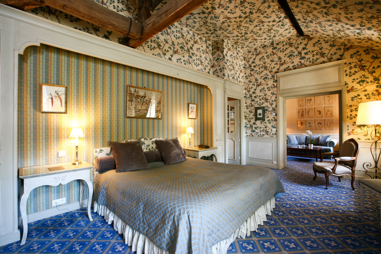 Отель Chateau de Courcelles