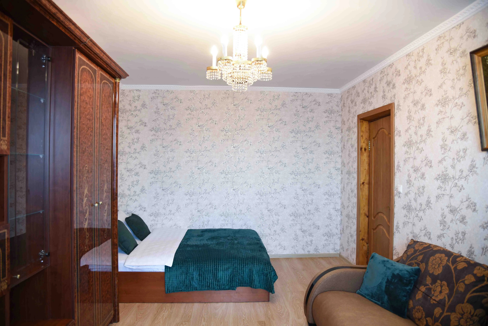 Апартаменты Mira Apartments