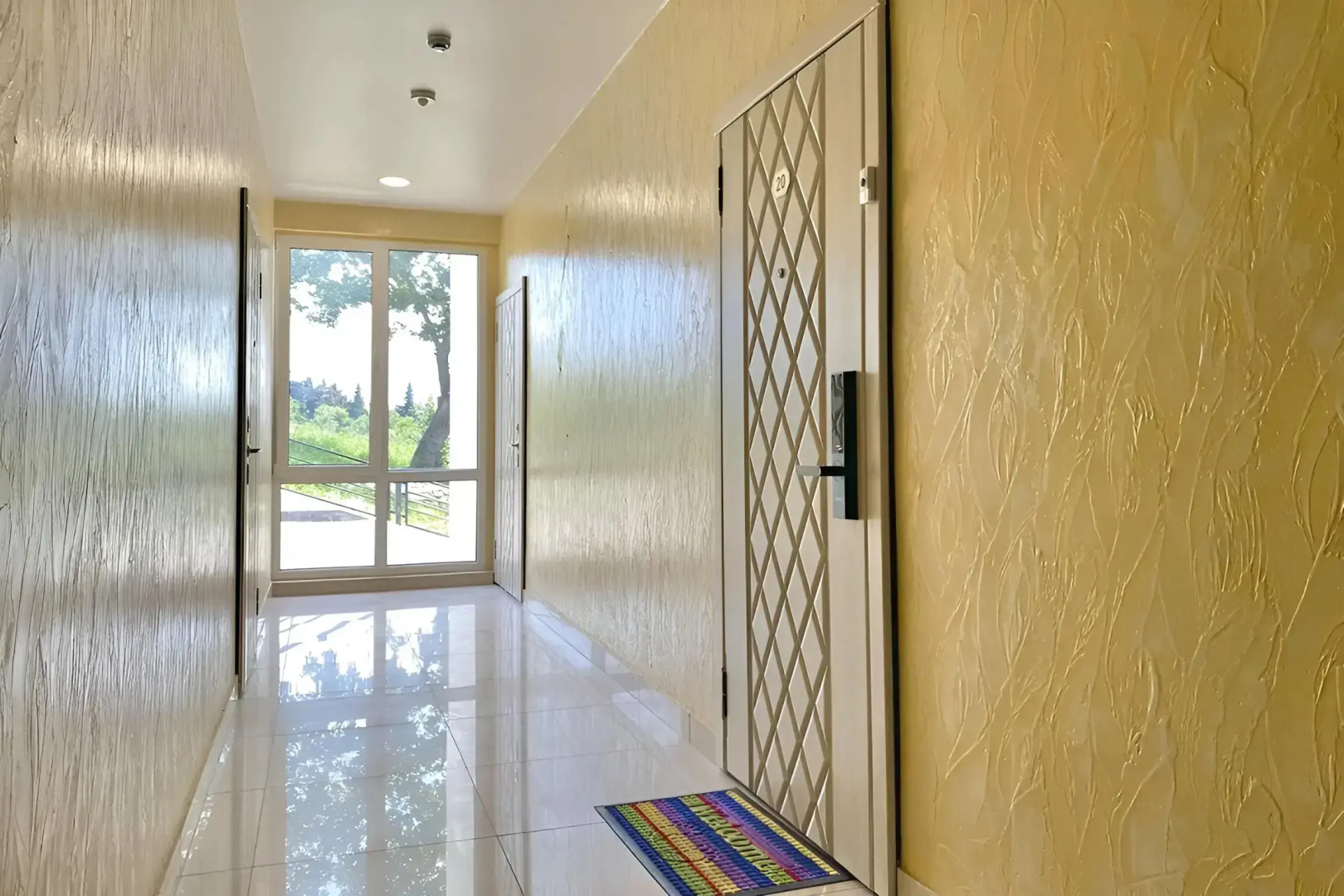 Квартира с видом на море