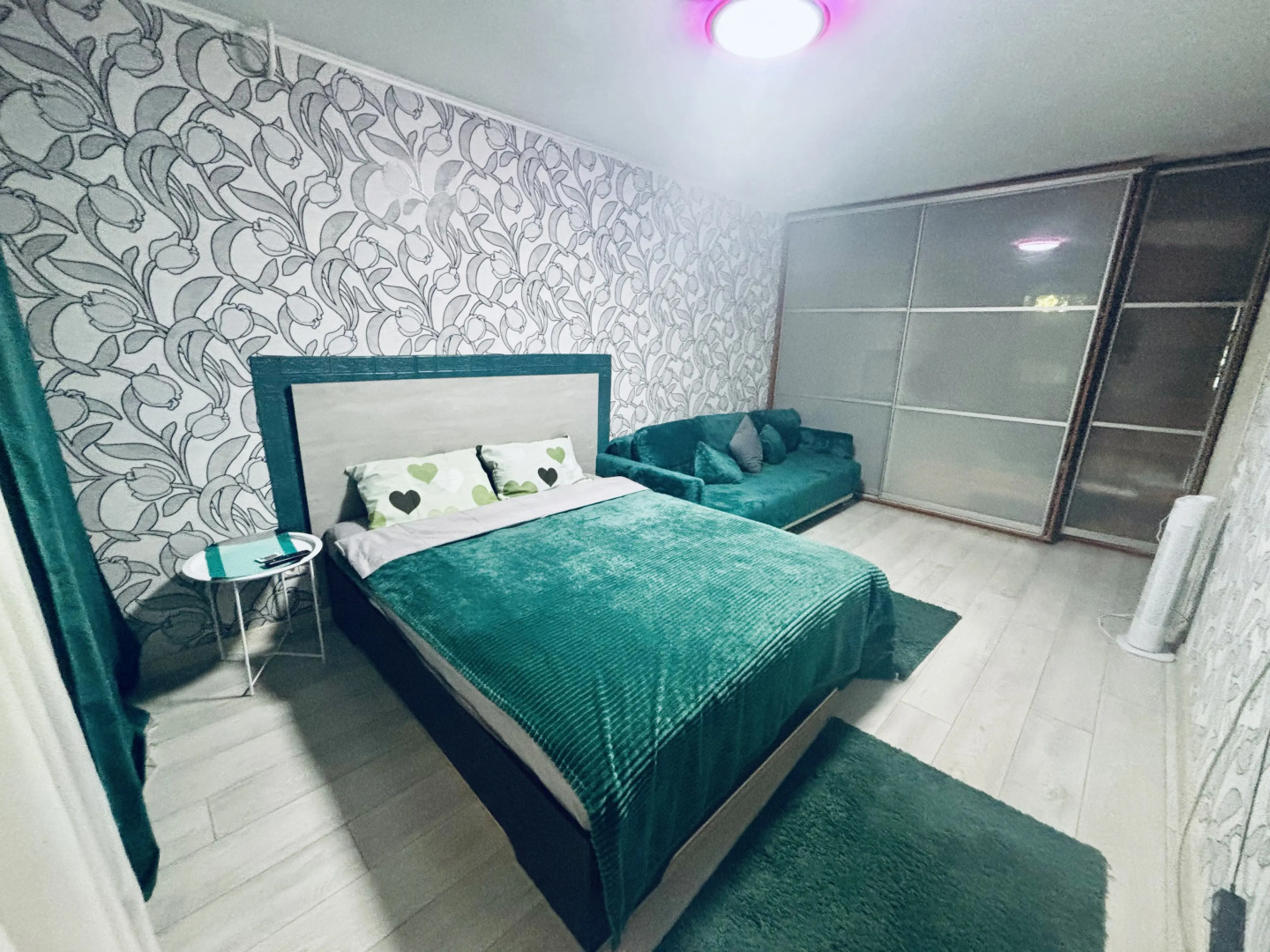 Квартира Апартаменты около Стелы