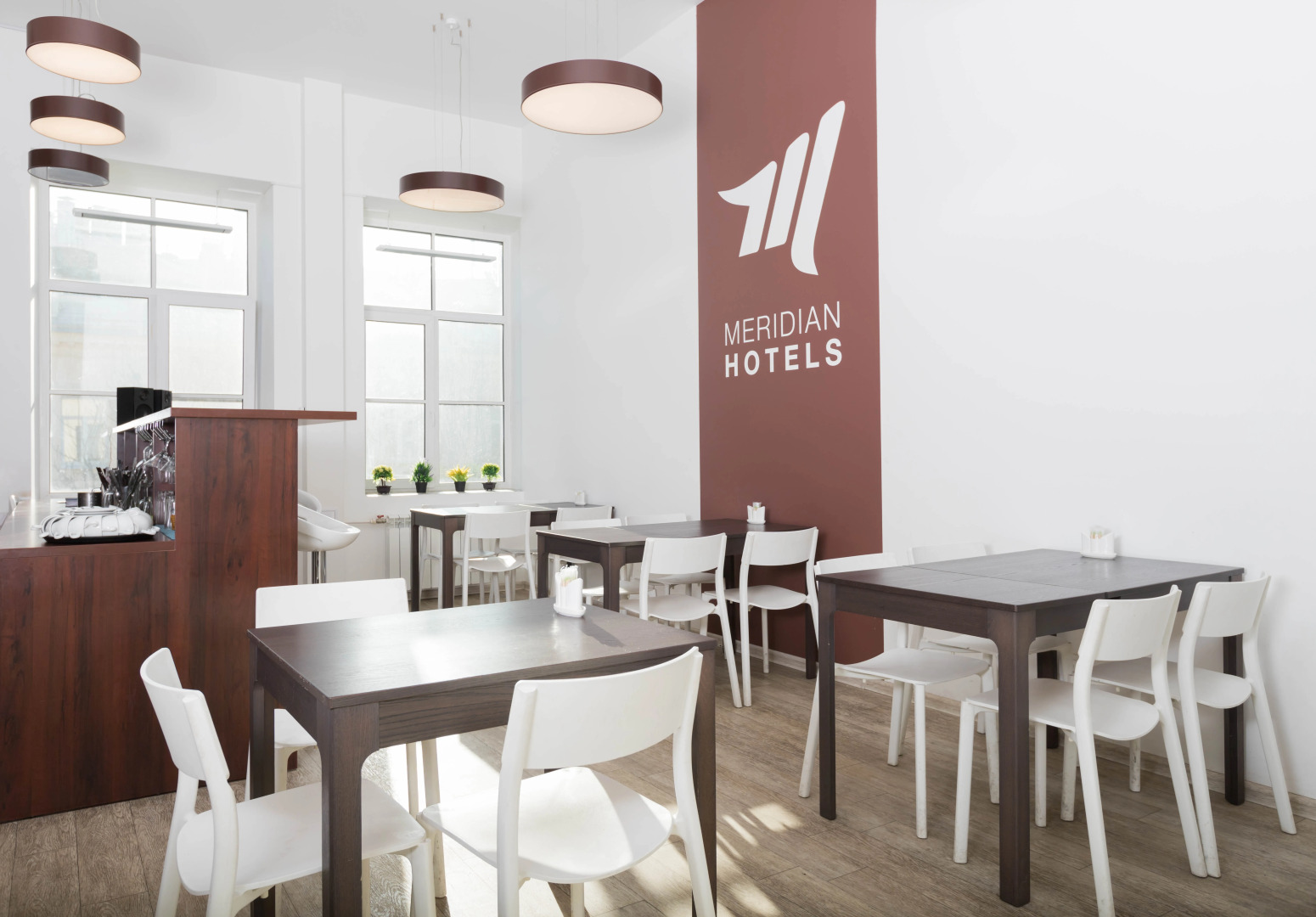 Отель Меридиан