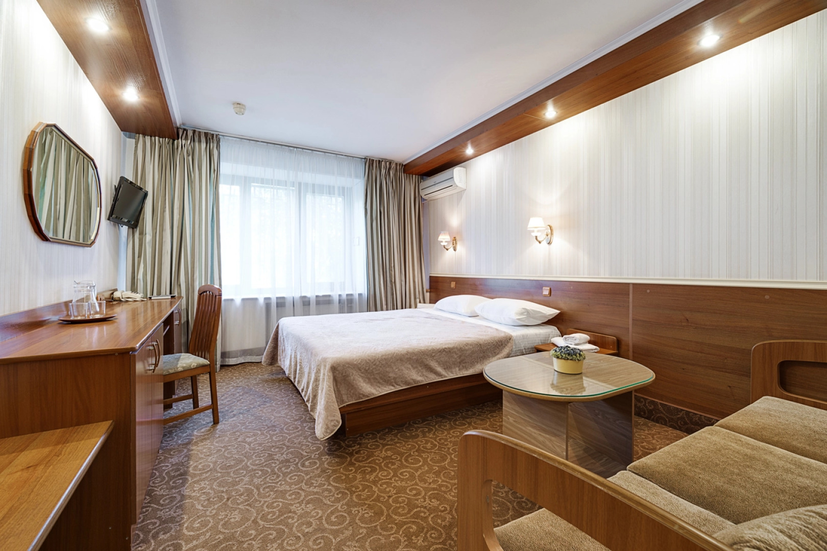 Отель КУ-КУ 2