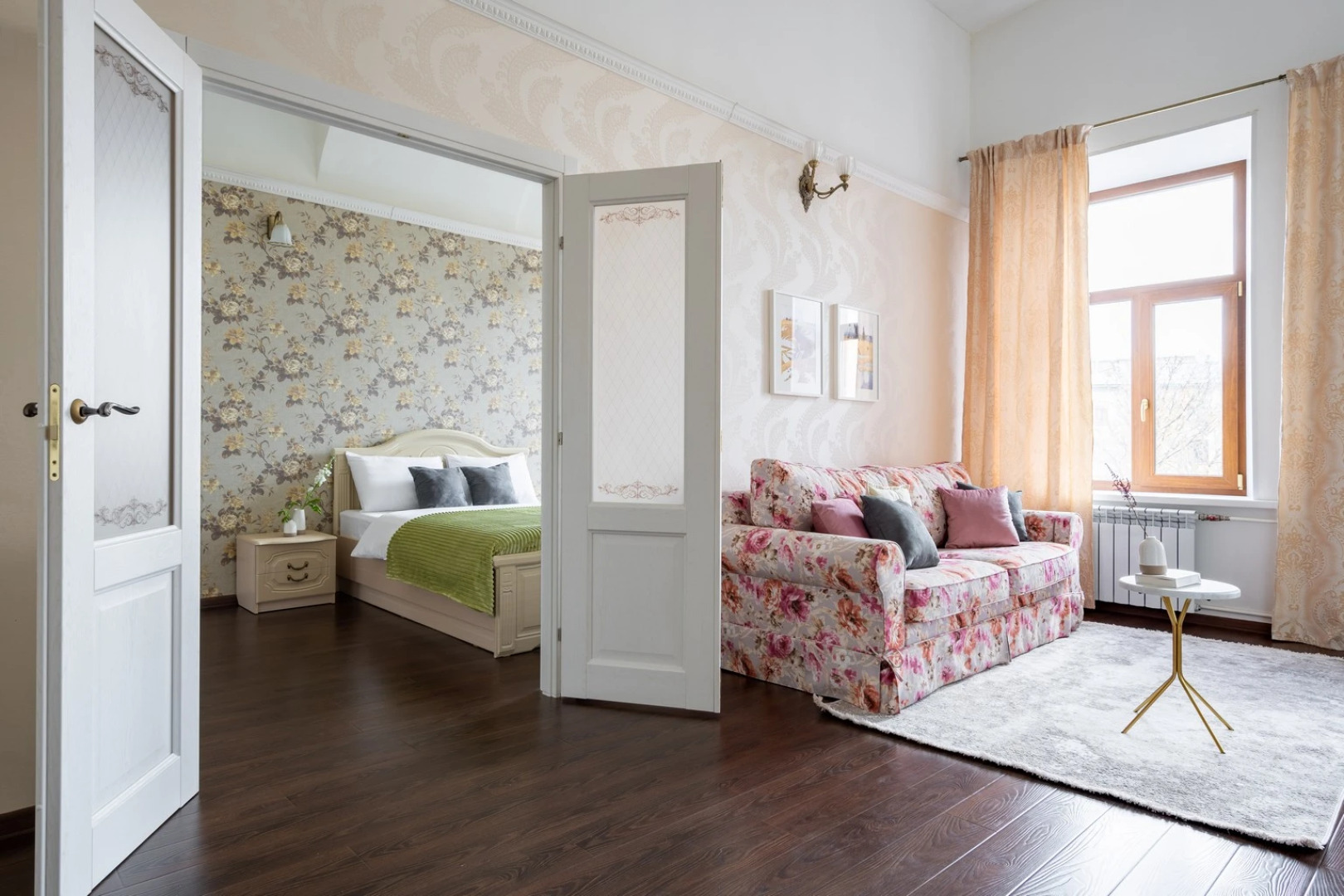 Апартаменты LetYourFlat "Romantic" 1 спальня