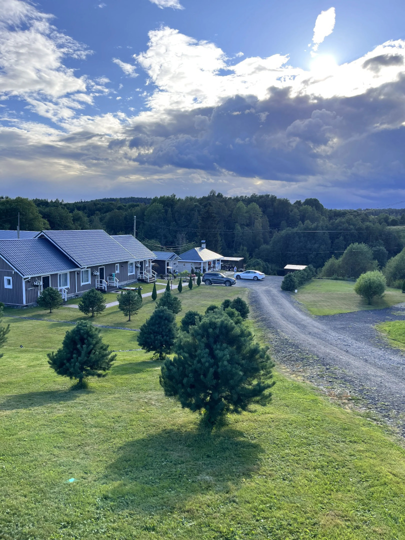 Частный дом у реки 2