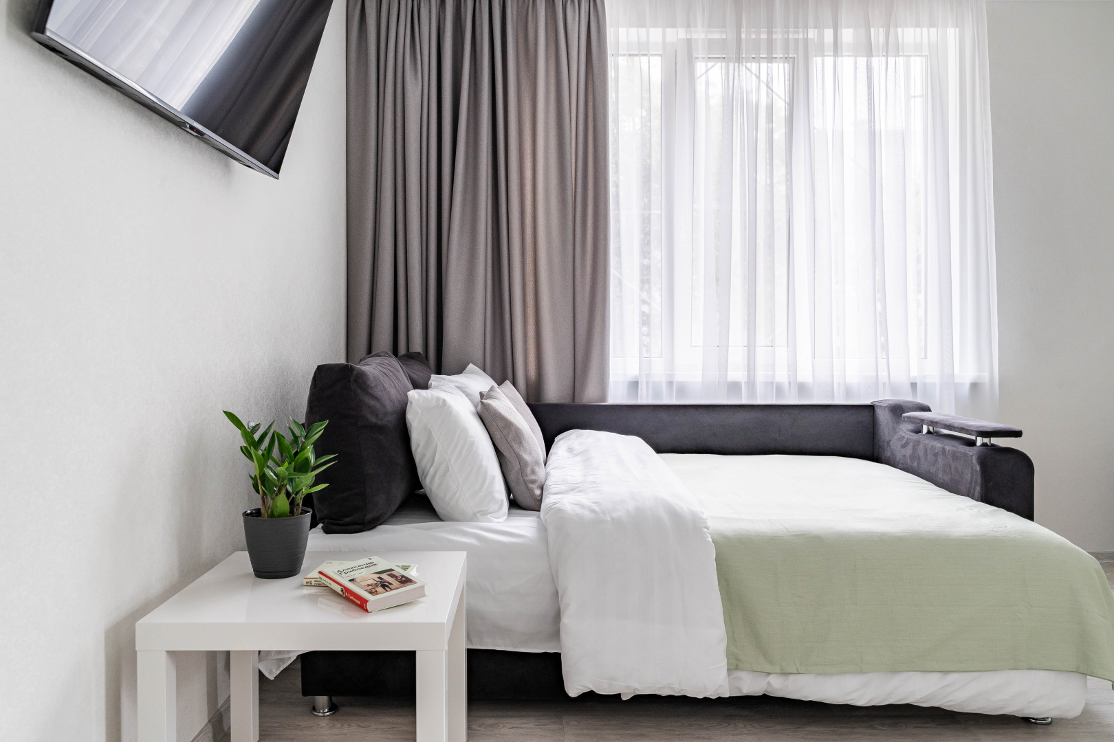 Квартира Light у Ленинского проспекта Satin Home