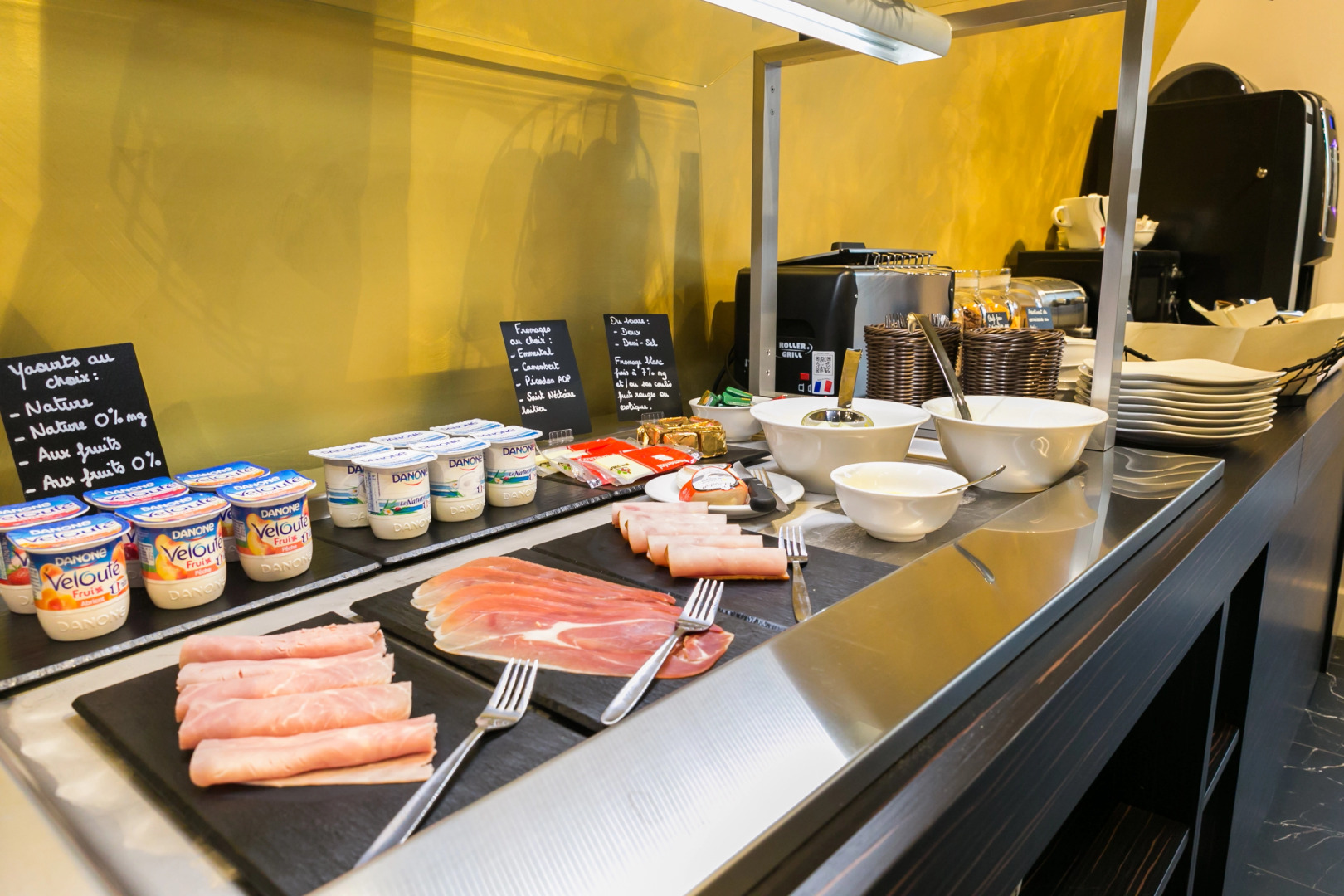 Отель Best Western Journel Saint-Laurent-Du-Var