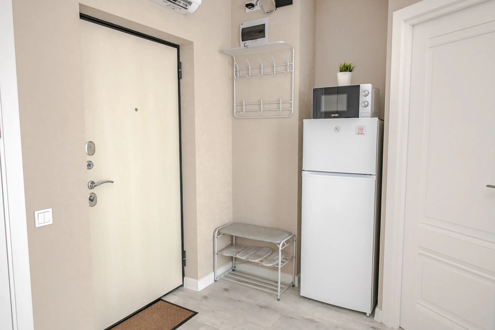 Апартаменты TopHouse на Брянской 18 двухкомнатные