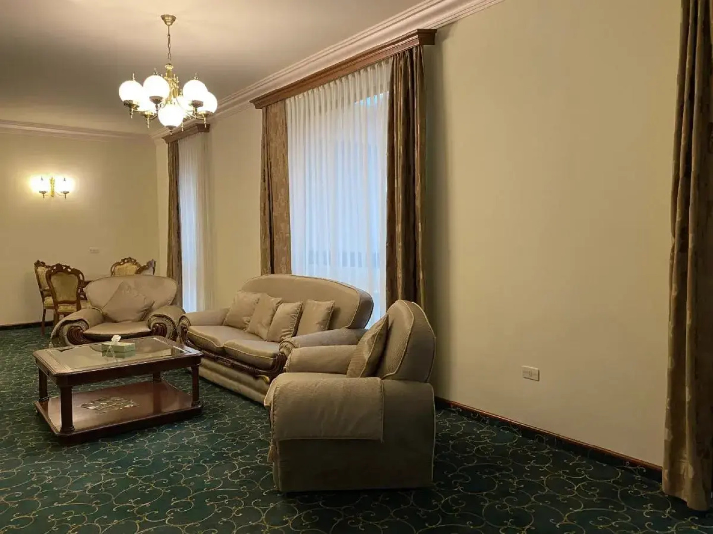 Отель Hotel Russia