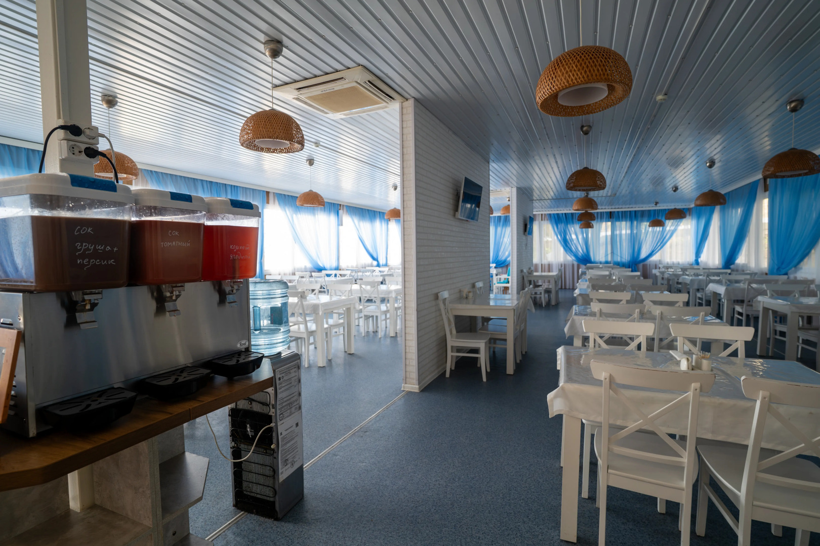 Семейный отель АзовЛенд