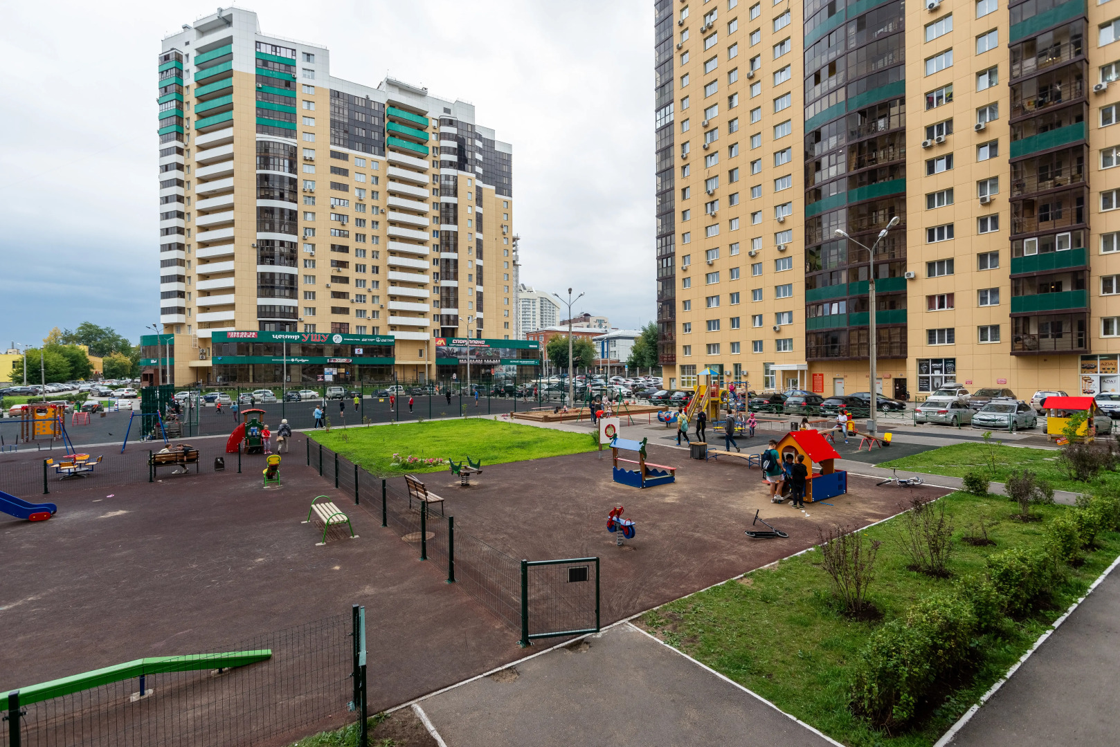 SC Apart Ostrovskogo 93B 16 fl