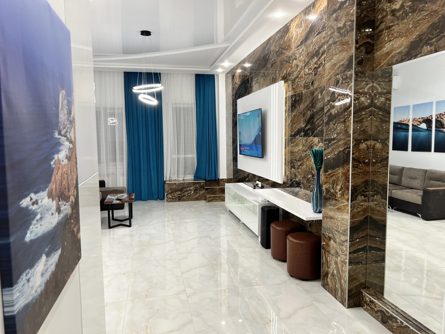 Апартаменты 70кв. метров в центре города