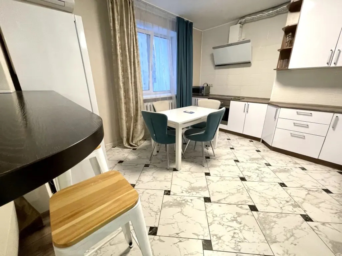 Апартаменты 701 Флэтс-Лайн на улице Красноармейская 100