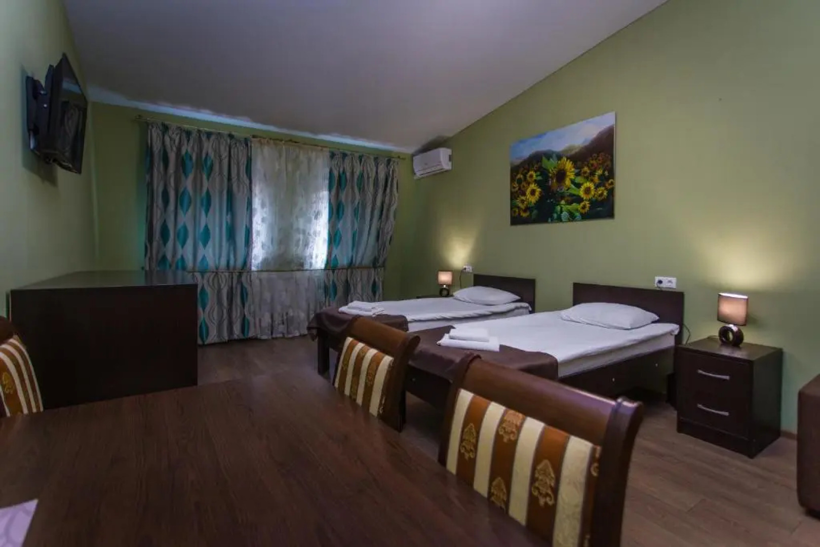 Отель Цветной 5