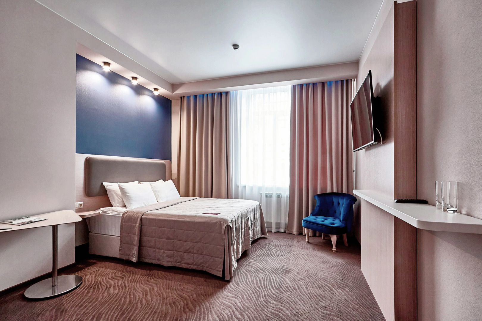 Отель Богемия на Вавилова