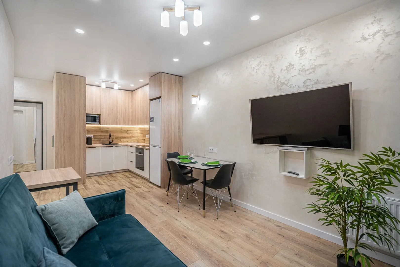 Двухкомнатные Апартаменты Ladgorna на Макаёнка 12к