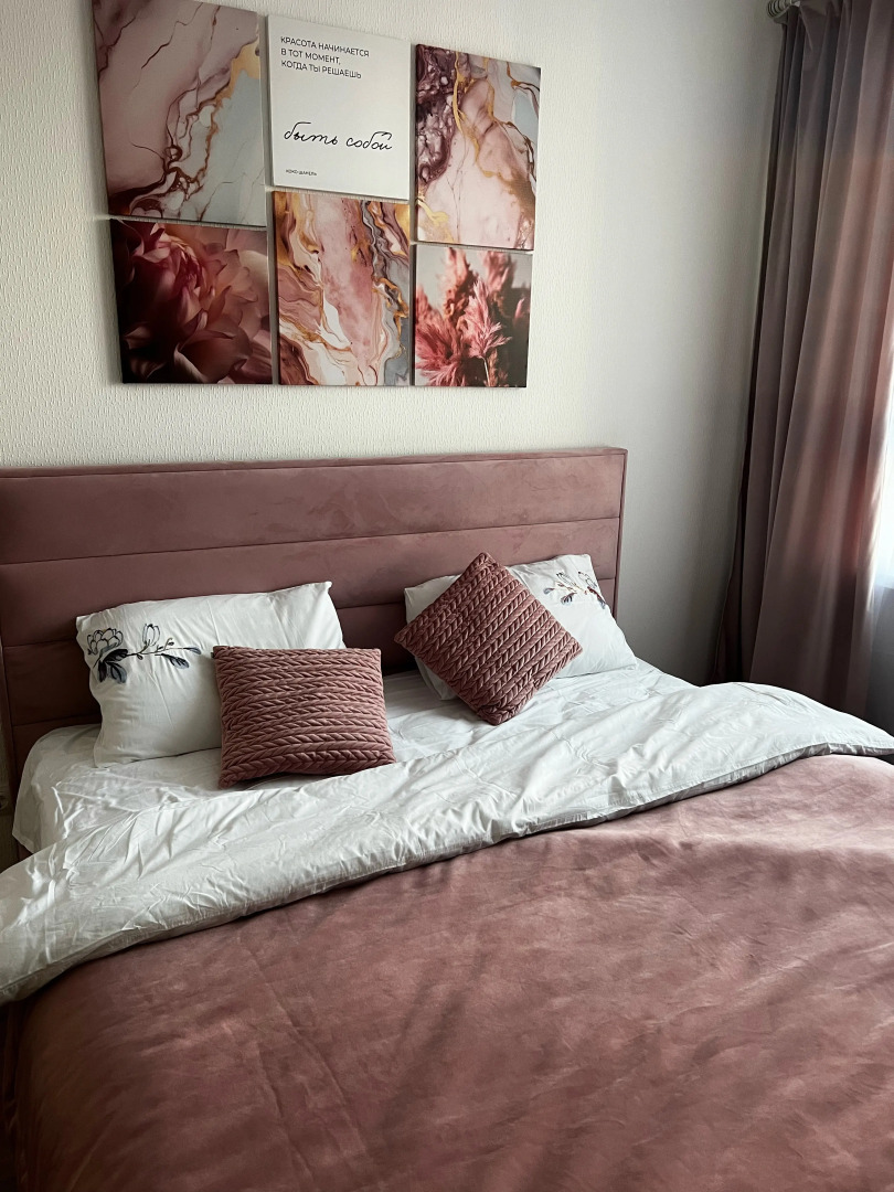 Апартаменты однокомнатные на проспекте Куприна 38к1