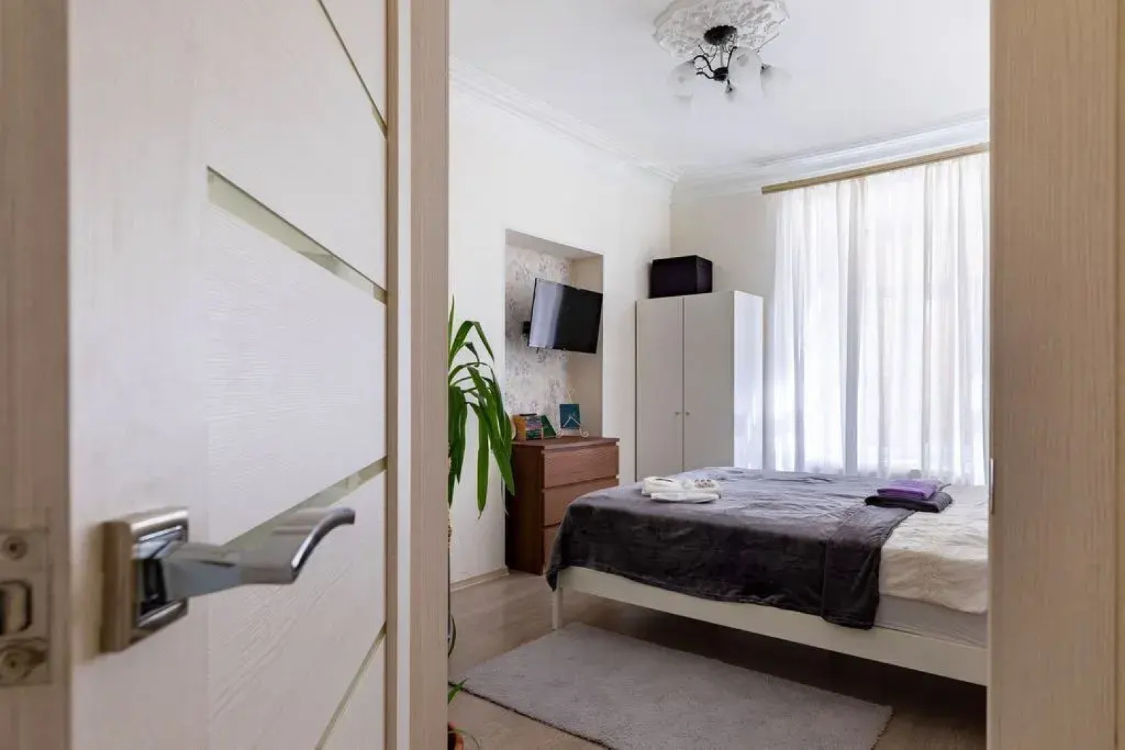 Квартира 3-комнатная в Самом Сердце Санкт-Петербурга