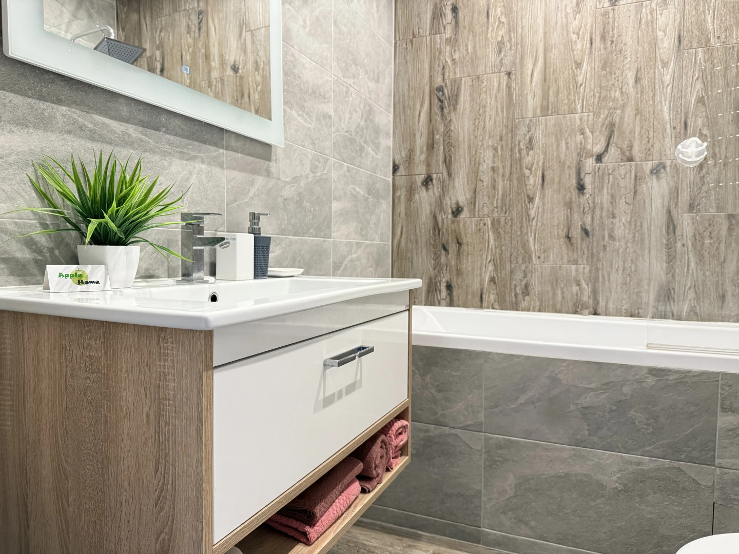 Апартаменты Apple Home