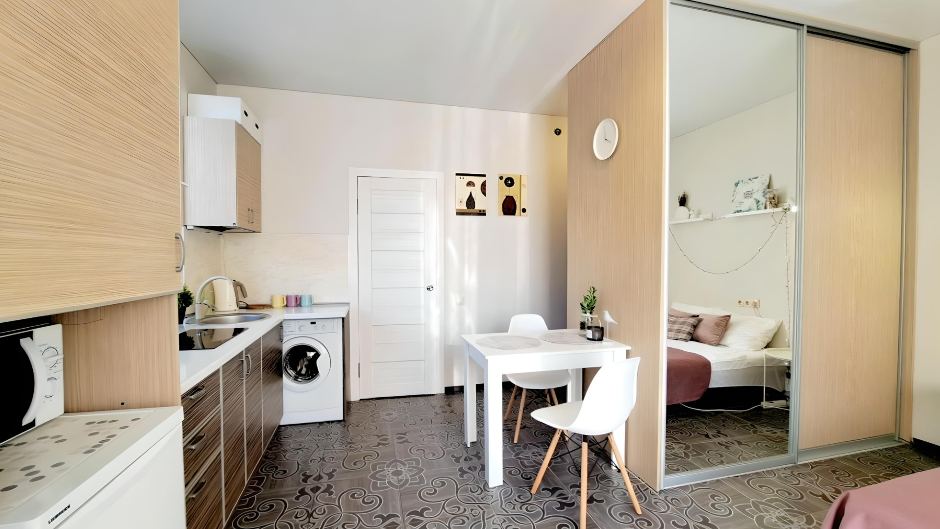 Апартаменты Студия на Соболевке